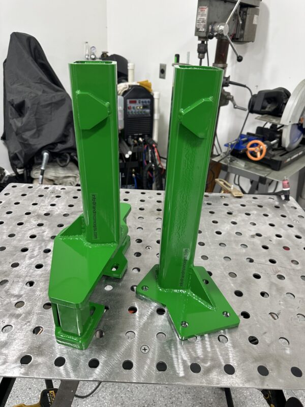 X700 Signature Series - All Wheel Steering (AWS) - 45 Loader Mounts