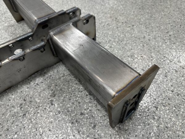 X700 Signature Series - 2 Wheel Steering (2WS) 120R Loader Mounts