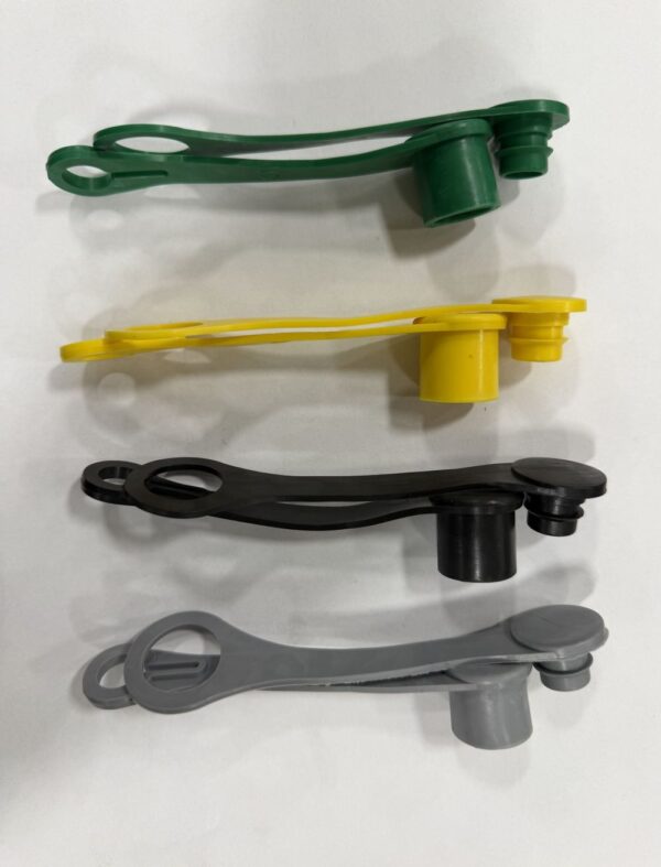 Replacement Hydraulic quick connect caps / covers for your John Deere tractor